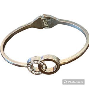 Hinged Clasp Silver Bangle with Interlocking Circles